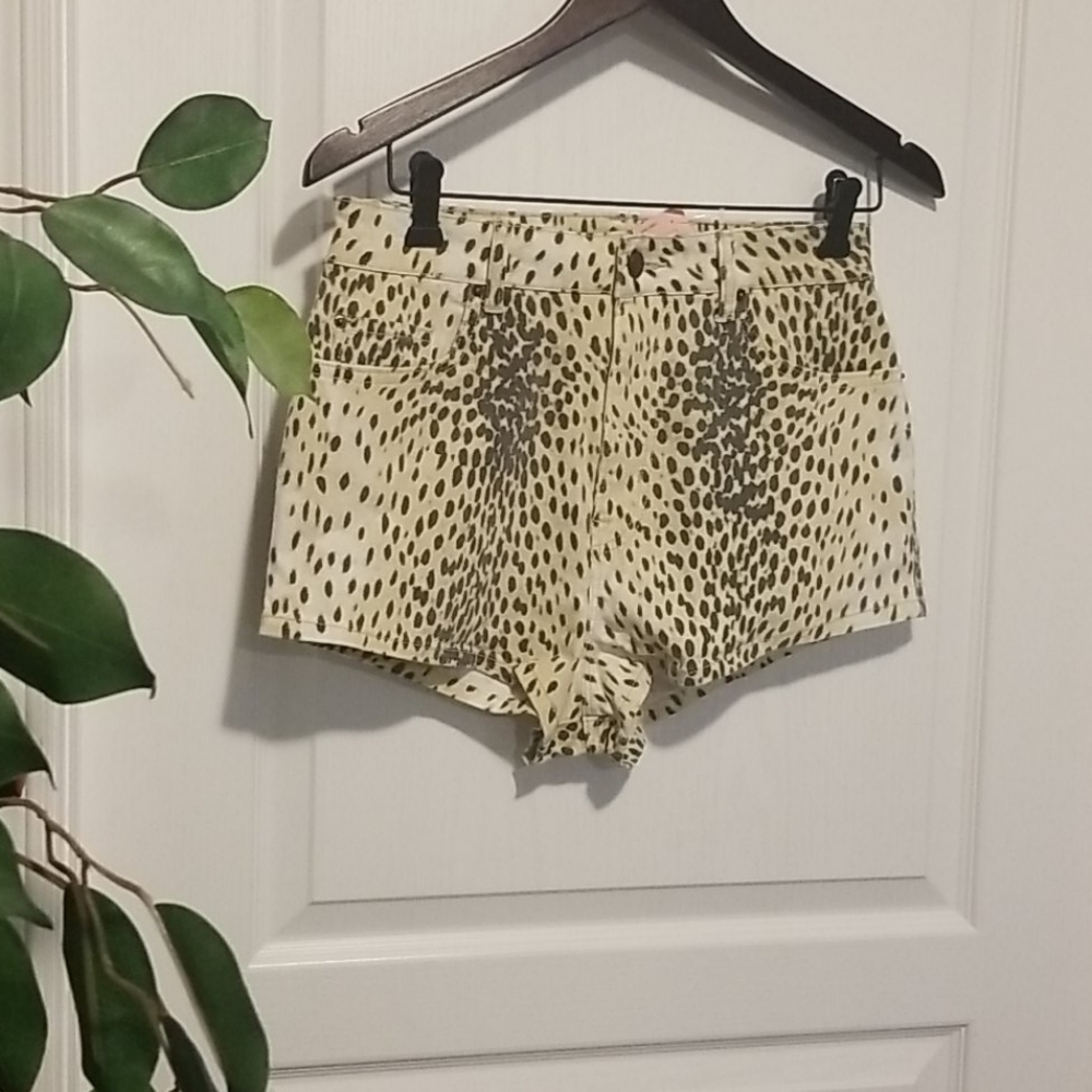 High waist Short shorts